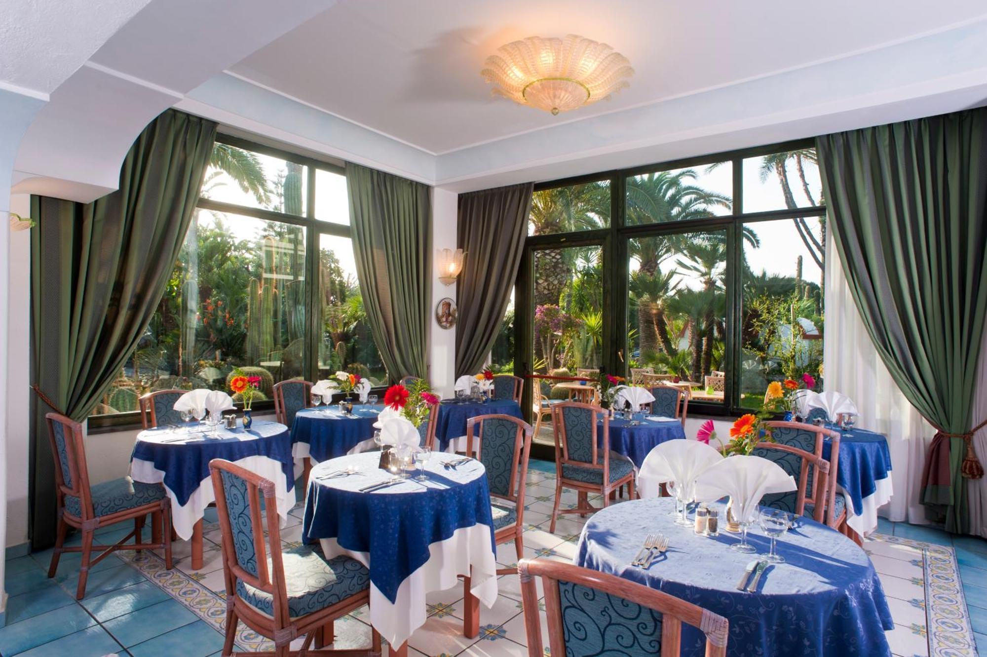 Park Hotel Terme Mediterraneo Форио Экстерьер фото
